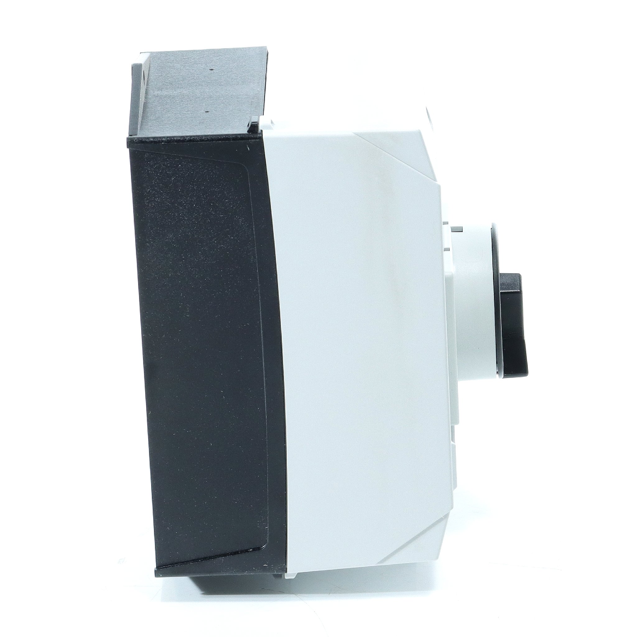 Isoliertes Gehäuse mit Drehgriff XTPAXENAS55B Neu OVP